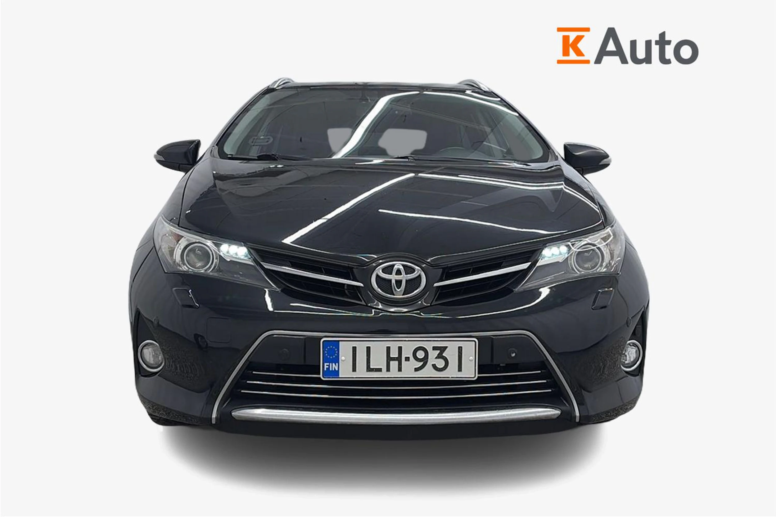 musta Toyota Auris 2013 kuva 4.