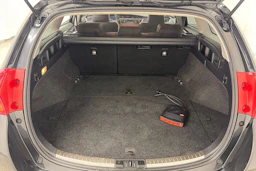 musta Toyota Auris 2013 kuva 11.