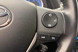 musta Toyota Auris 2013 kuva 14.