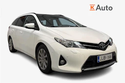 valkoinen Toyota Auris 2013 kuva 1.