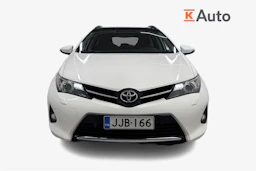 valkoinen Toyota Auris 2013 kuva 4.