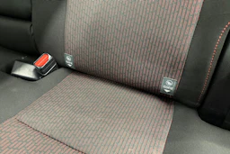 valkoinen Toyota Auris 2013 kuva 27.