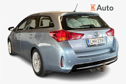 sininen Toyota Auris 2013 kuva 3.