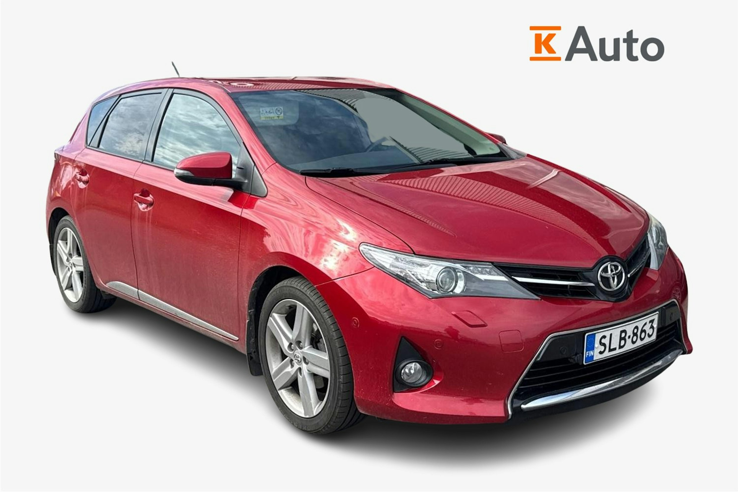 punainen Toyota Auris 2013 kuva 1.