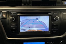 Sininen Toyota Auris 2013 kuva 24.