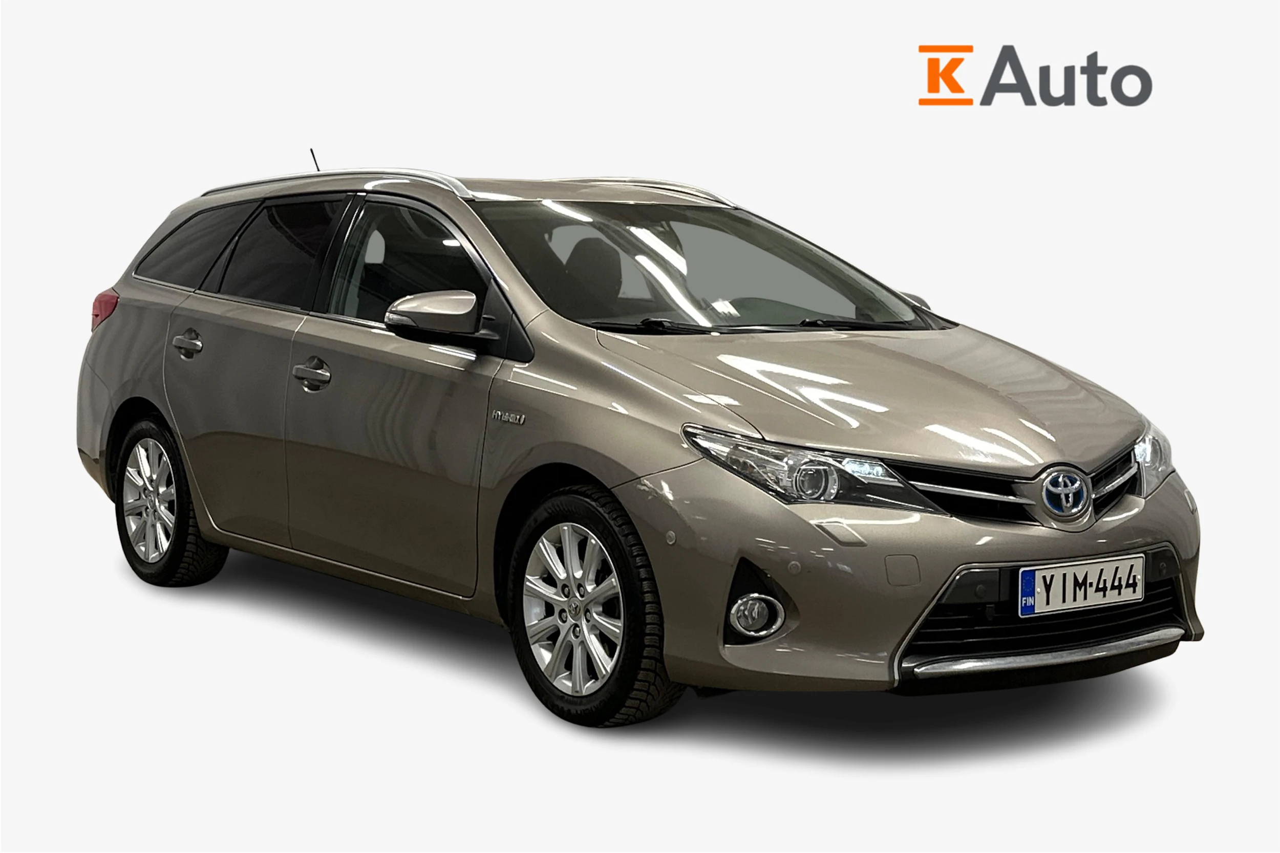 ruskea (beige) Toyota Auris 2013 kuva 1.