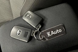 ruskea (beige) Toyota Auris 2013 kuva 28.