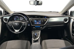 valkoinen Toyota Auris 2014 kuva 9.