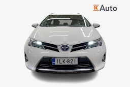 valkoinen Toyota Auris 2014 kuva 5.