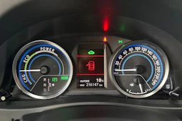 Harmaa Toyota Auris 2014 kuva 18.