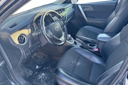 harmaa Toyota Auris 2014 kuva 3.