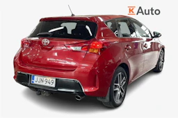 Punainen Toyota Auris 2014 kuva 3.