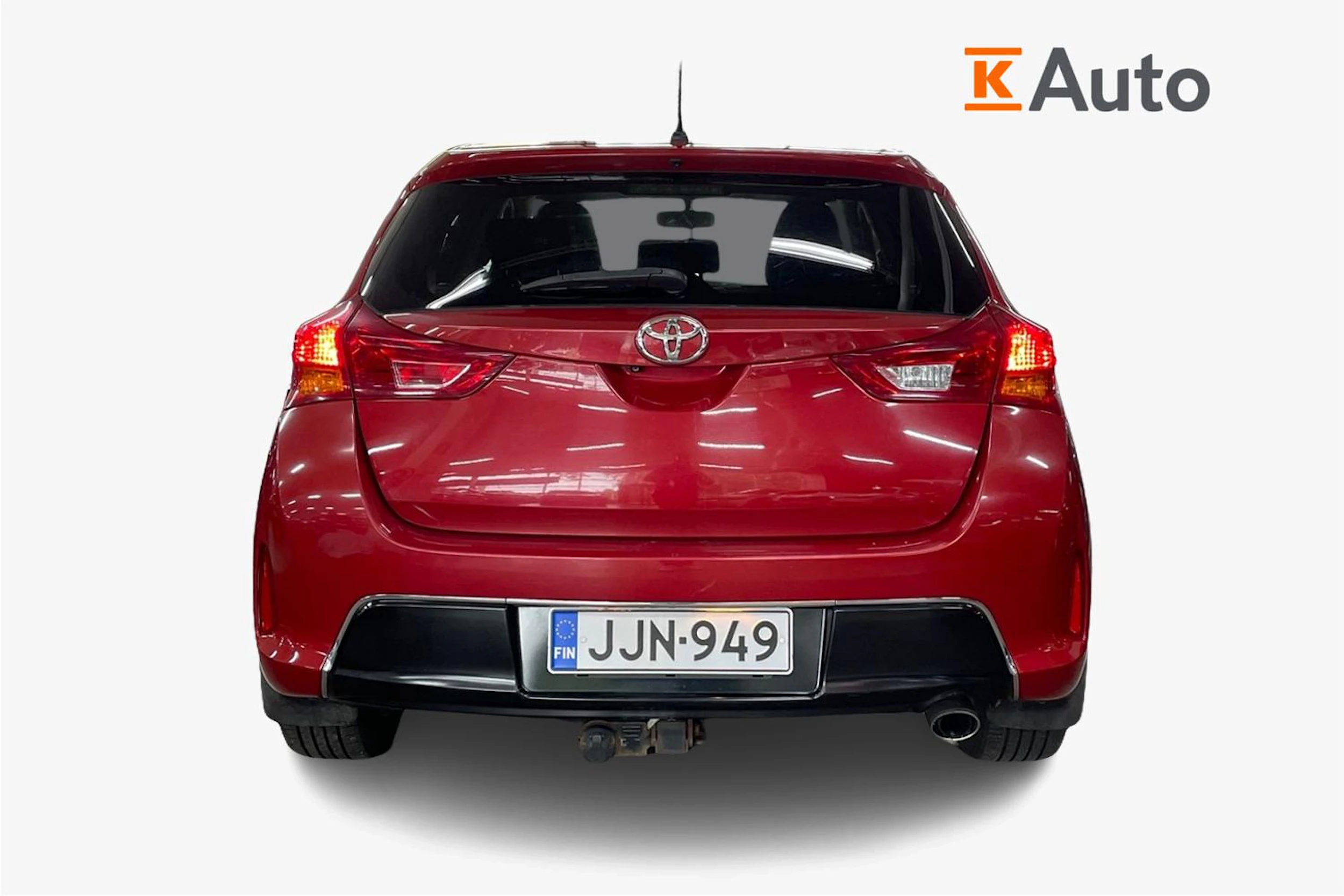 Punainen Toyota Auris 2014 kuva 4.