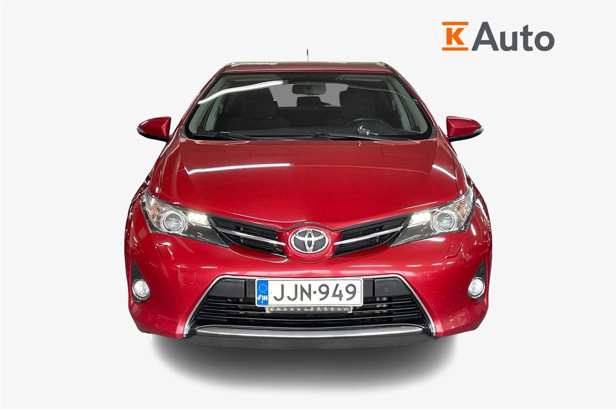 Punainen Toyota Auris 2014 kuva 5.