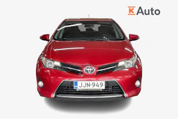 Punainen Toyota Auris 2014 kuva 5.