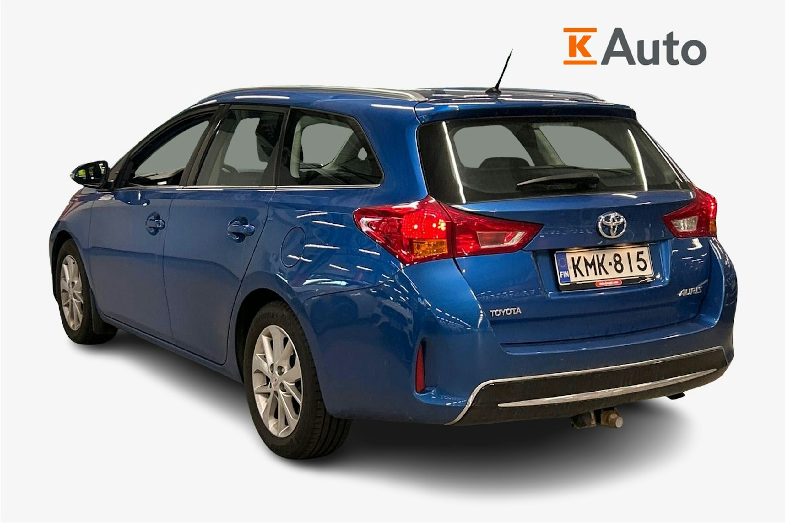 sininen Toyota Auris 2014 kuva 2.
