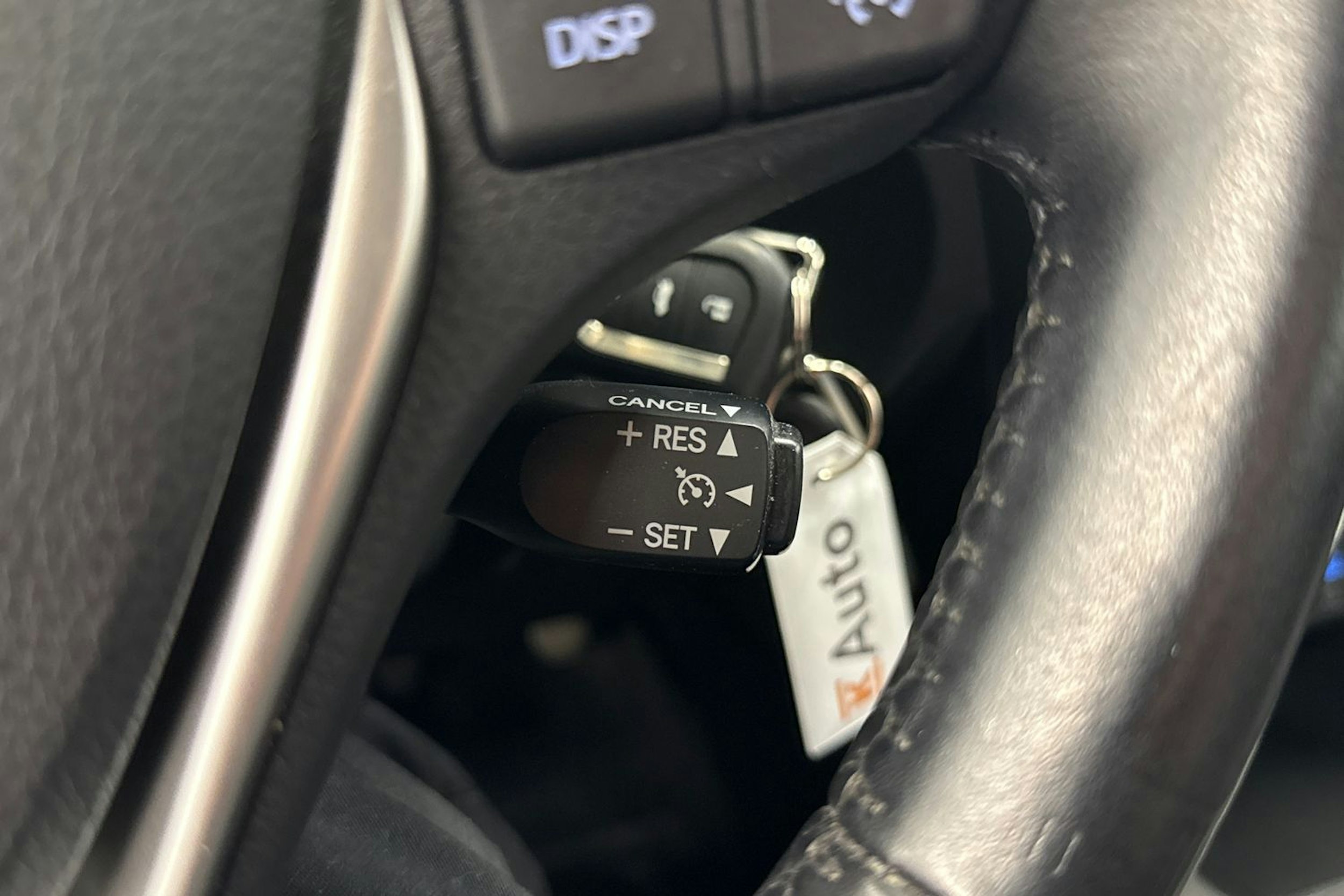 sininen Toyota Auris 2014 kuva 21.
