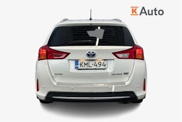 valkoinen Toyota Auris 2014 kuva 3.