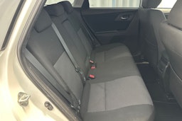 valkoinen Toyota Auris 2014 kuva 14.