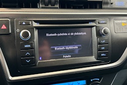 valkoinen Toyota Auris 2014 kuva 24.