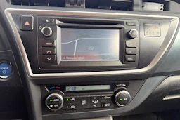 sininen Toyota Auris 2014 kuva 4.