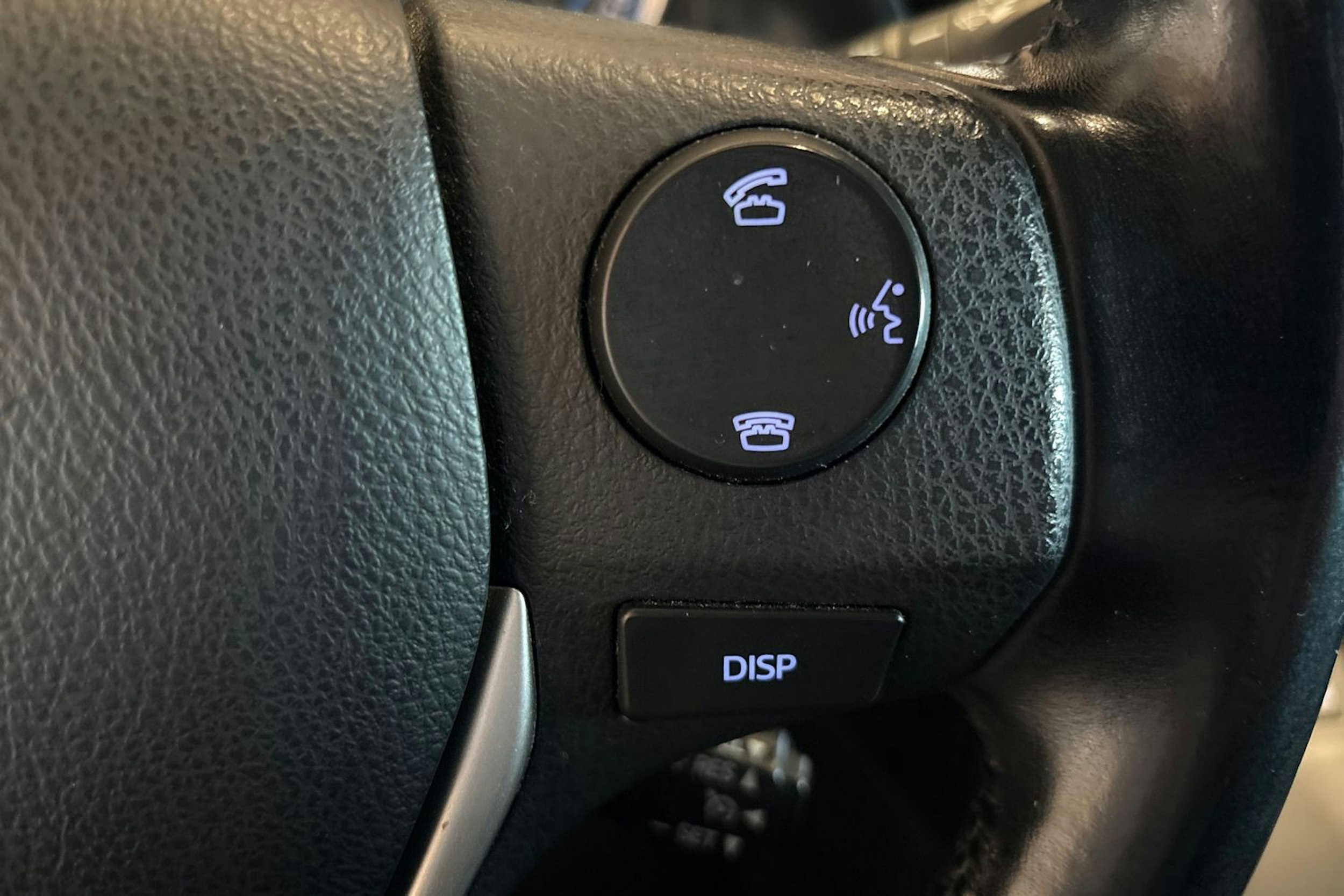 Valkoinen Toyota Auris 2014 kuva 19.
