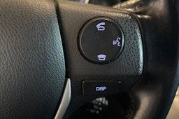 Valkoinen Toyota Auris 2014 kuva 19.