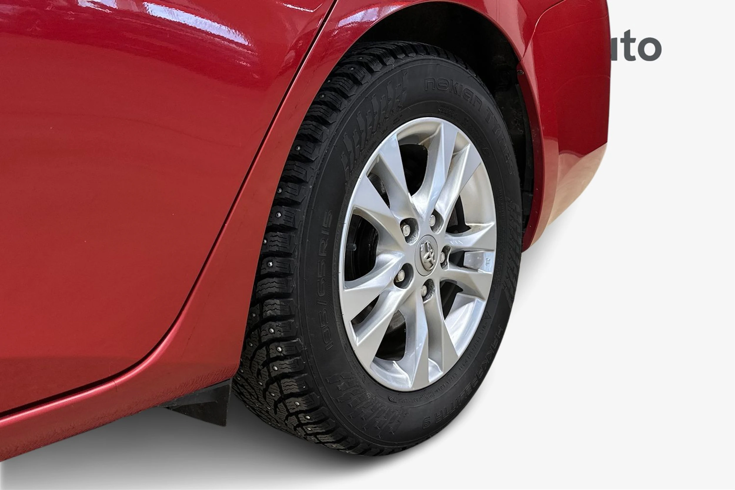 punainen Toyota Auris 2014 kuva 11.