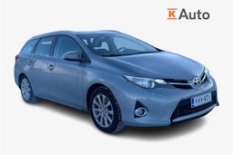 harmaa Toyota Auris 2014 kuva 1.