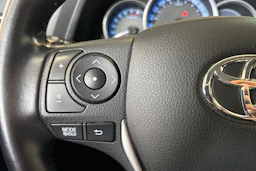 sininen Toyota Auris 2015 kuva 13.