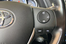 sininen Toyota Auris 2015 kuva 14.