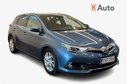 sininen Toyota Auris 2015 kuva 1.