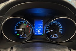 sininen Toyota Auris 2015 kuva 18.