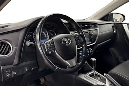 ruskea (beige) Toyota Auris 2015 kuva 3.