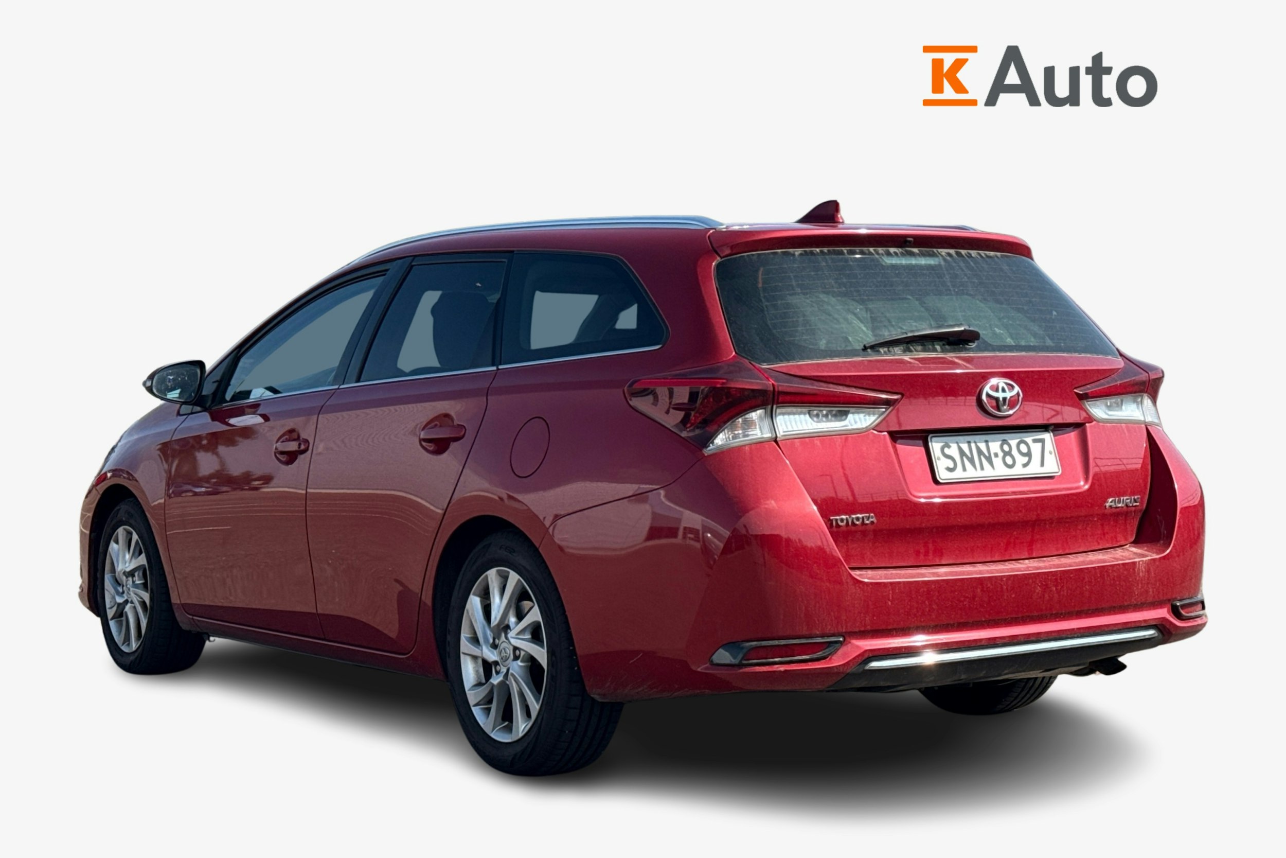punainen Toyota Auris 2015 kuva 2.