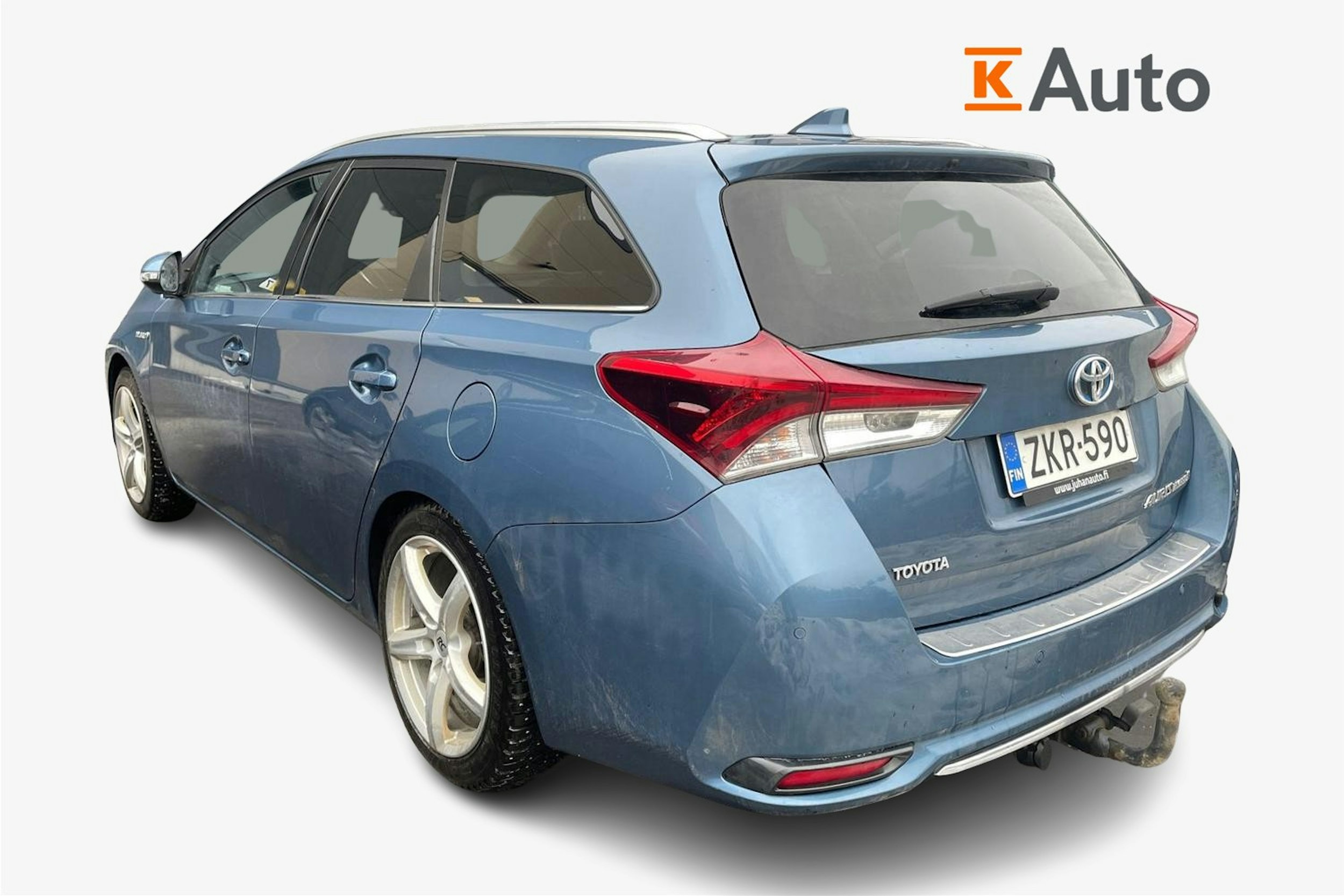 sininen Toyota Auris 2015 kuva 2.