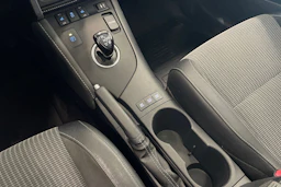 sininen Toyota Auris 2015 kuva 26.