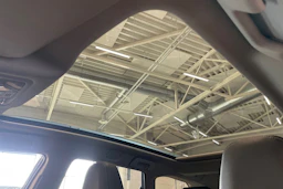 sininen Toyota Auris 2015 kuva 35.