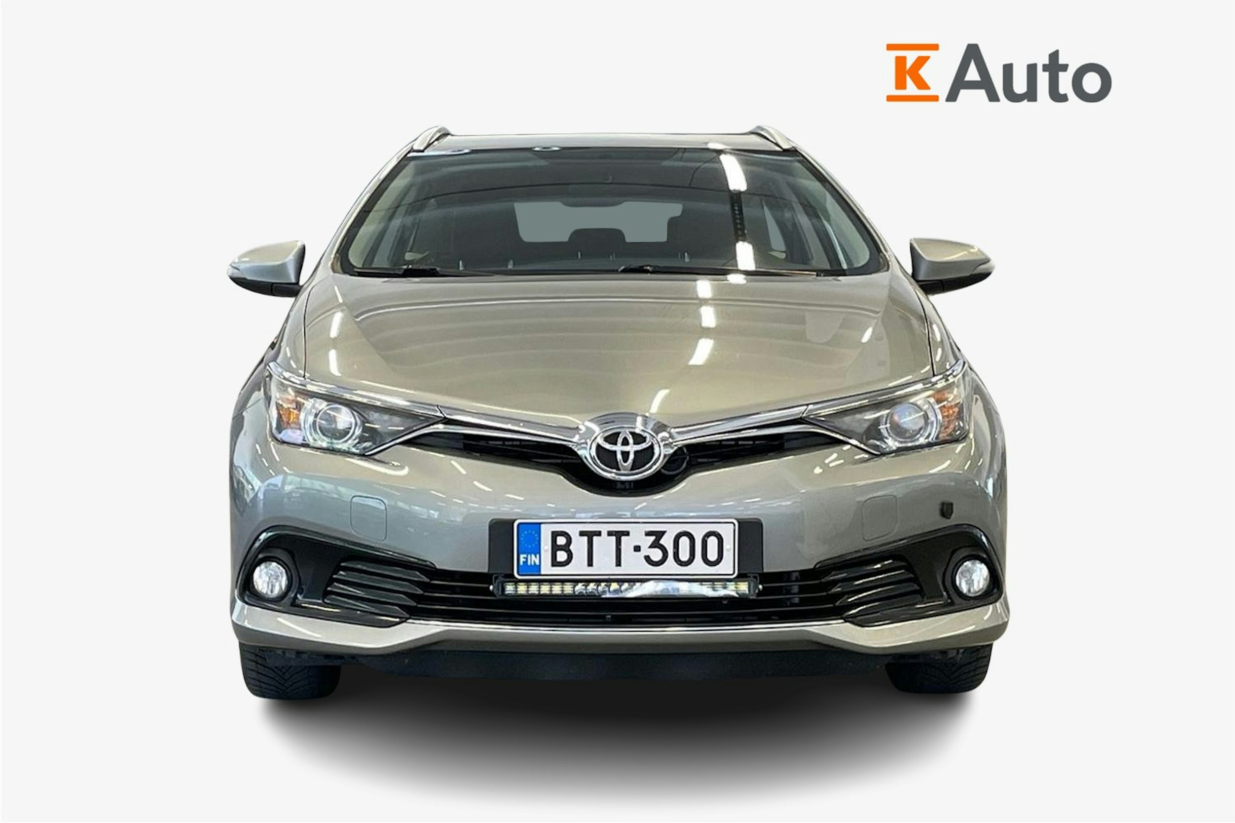 Harmaa Toyota Auris 2016 kuva 5.