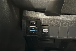 harmaa Toyota Auris 2016 kuva 20.