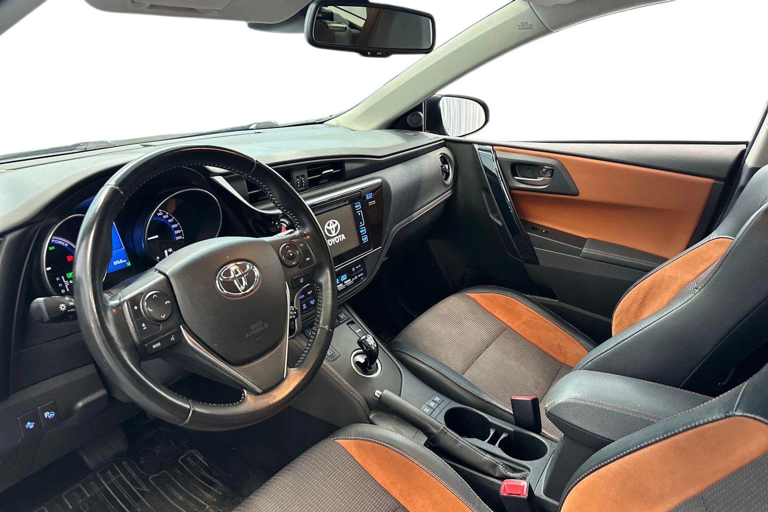 sininen Toyota Auris 2016 kuva 3.