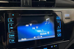 sininen Toyota Auris 2016 kuva 23.