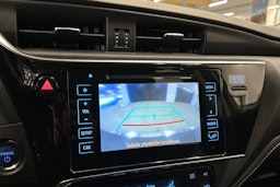 ruskea (beige) Toyota Auris 2016 kuva 17.