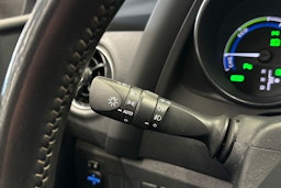 ruskea (beige) Toyota Auris 2016 kuva 22.