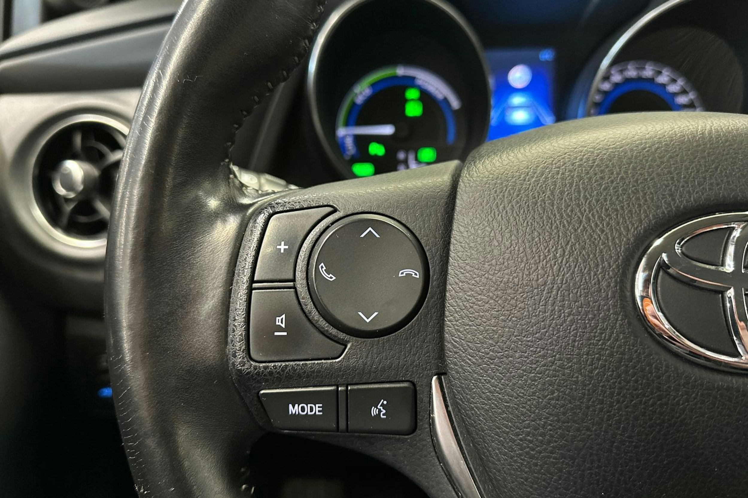 ruskea (beige) Toyota Auris 2016 kuva 24.