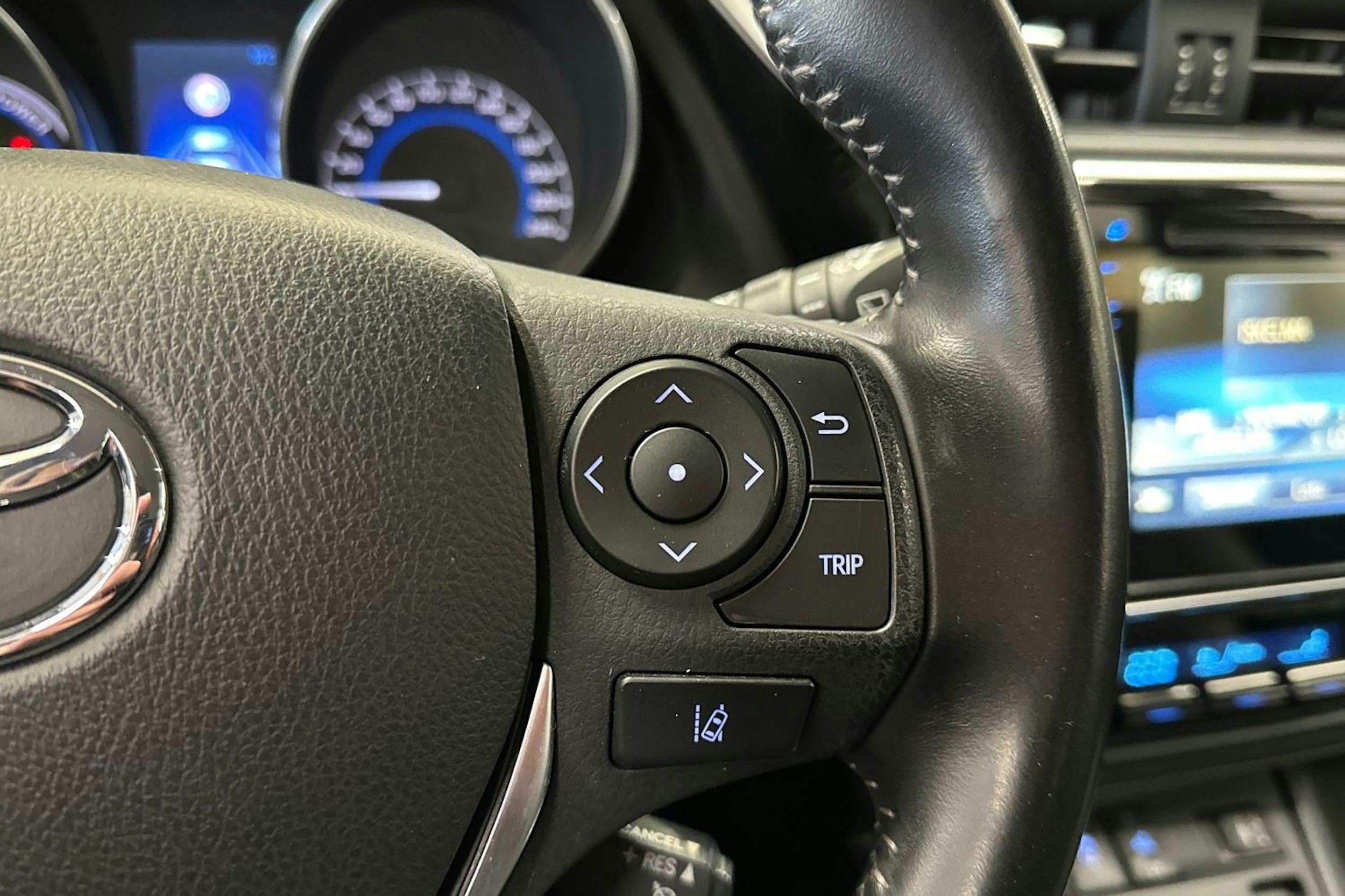 ruskea (beige) Toyota Auris 2016 kuva 25.