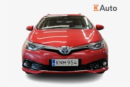 punainen Toyota Auris 2016 kuva 5.