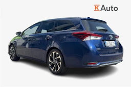 sininen Toyota Auris 2016 kuva 2.