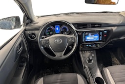 Sininen Toyota Auris 2016 kuva 3.