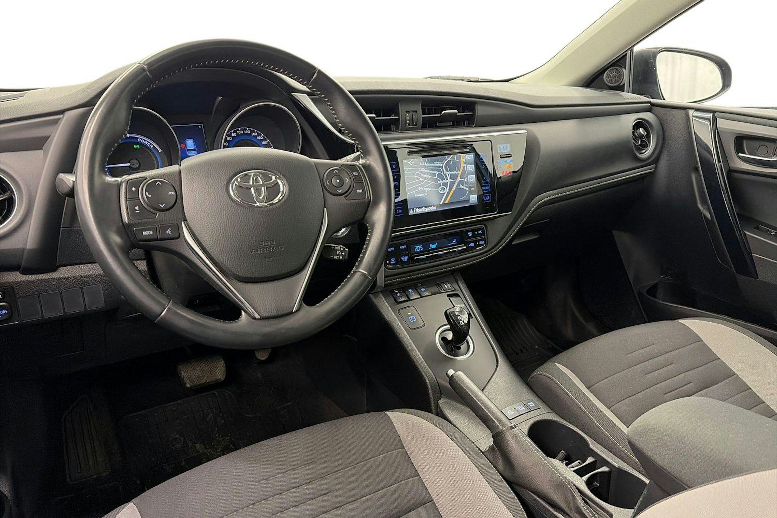 Sininen Toyota Auris 2016 kuva 6.